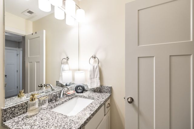 2422 Sayerville Ave, Old Hickory, TN 37138