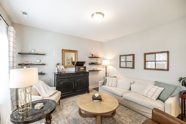 2422 Sayerville Ave, Old Hickory, TN 37138