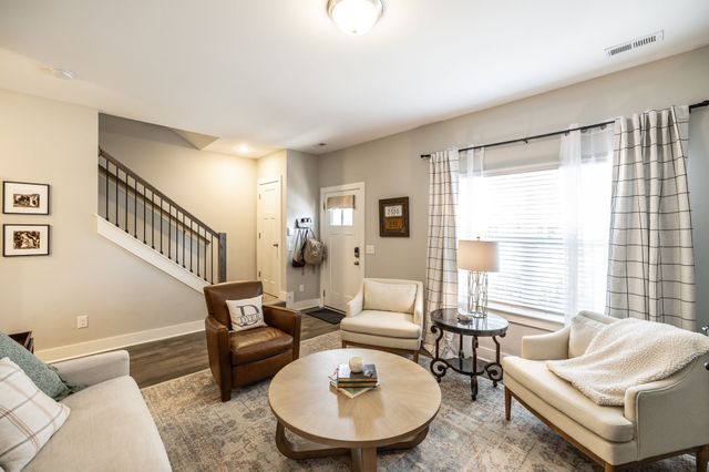 2422 Sayerville Ave, Old Hickory, TN 37138