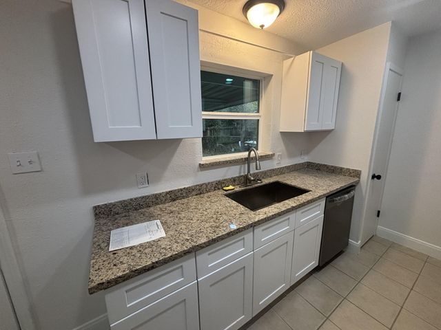 9843 Ribbonwood Street, Houston, TX 77078