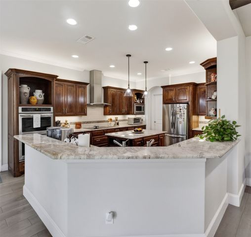 1100 Stone Ridge Lane, Desoto, TX 75115