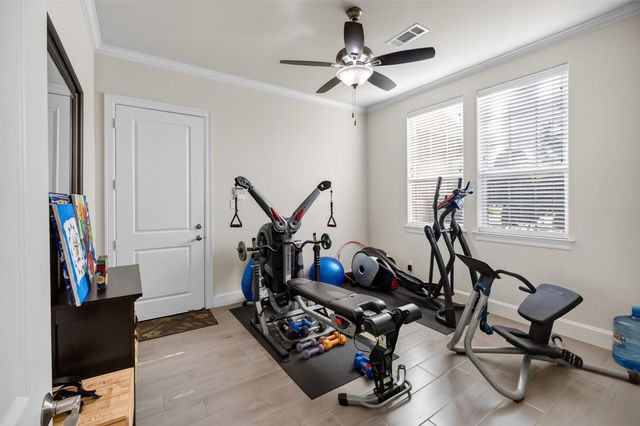 1100 Stone Ridge Lane, Desoto, TX 75115