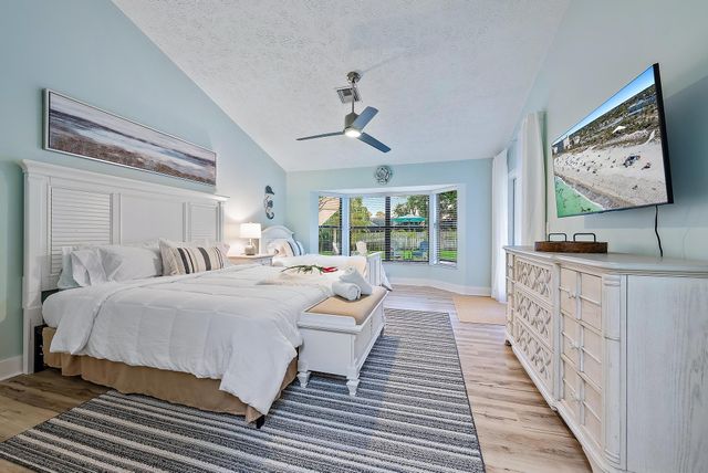 8422 SE Quail Ridge Way, Hobe Sound, FL 33455