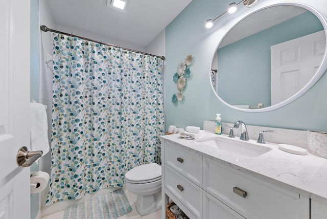 8422 SE Quail Ridge Way, Hobe Sound, FL 33455