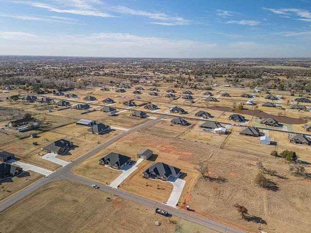 981 County Street 2984, Blanchard, OK 73010