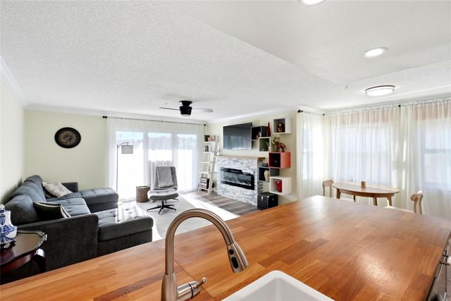 2400 FEATHER SOUND DRIVE 1428, Clearwater, FL 33762