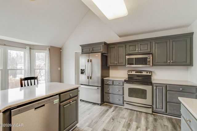 2230 N Dixie Highway, Lima, OH 45801