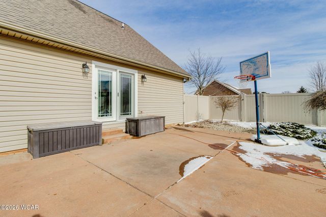 2230 N Dixie Highway, Lima, OH 45801