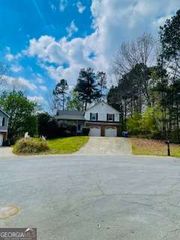 2906 Galt Place NW, Kennesaw, GA 30144