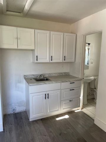 6118 Funston Street, Hollywood, FL 33023