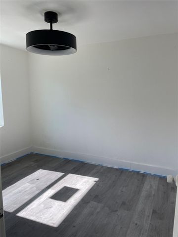 6118 Funston Street, Hollywood, FL 33023