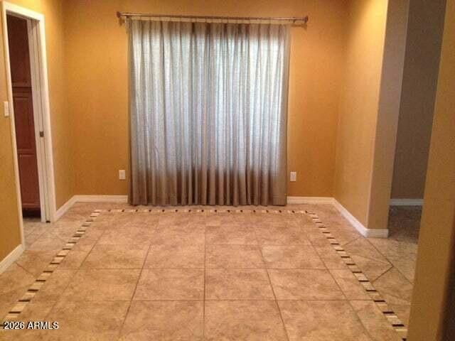 2713 E VERBENA Drive, Phoenix, AZ 85048