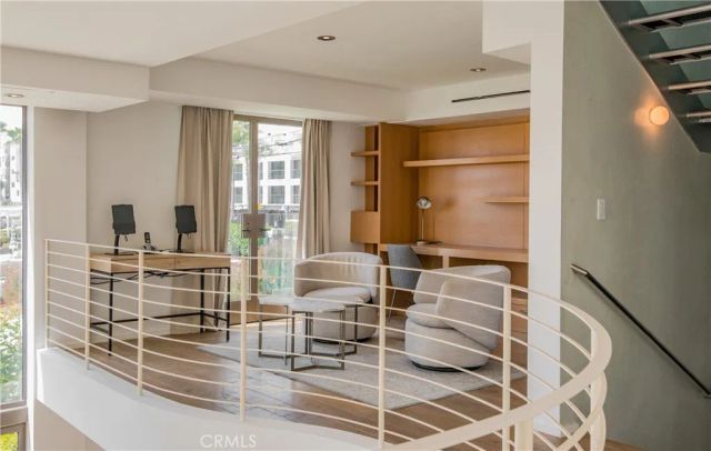11 Marine Terrace 3, Santa Monica, CA 90401