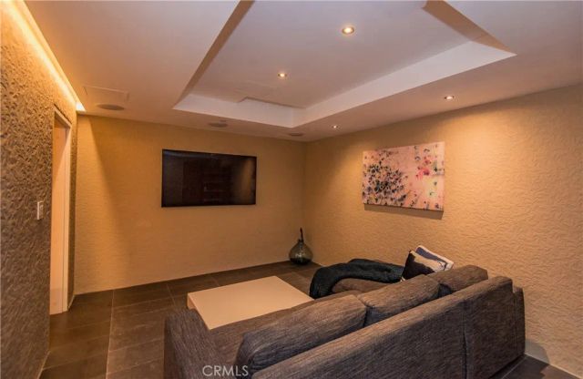 11 Marine Terrace 3, Santa Monica, CA 90401
