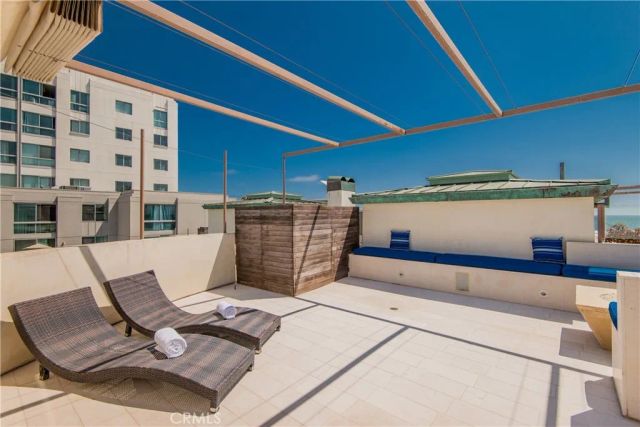 11 Marine Terrace 3, Santa Monica, CA 90401