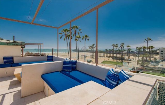 11 Marine Terrace 3, Santa Monica, CA 90401