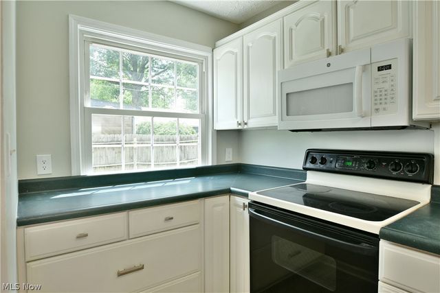 1246 Atlantic Street NE, Warren, OH 44483
