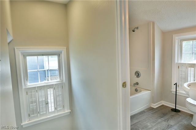 1246 Atlantic Street NE, Warren, OH 44483