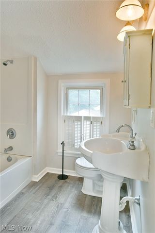 1246 Atlantic Street NE, Warren, OH 44483