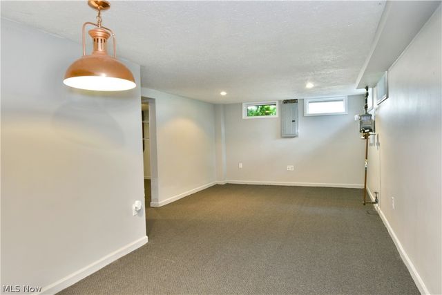 1246 Atlantic Street NE, Warren, OH 44483