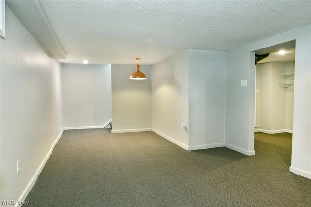 1246 Atlantic Street NE, Warren, OH 44483
