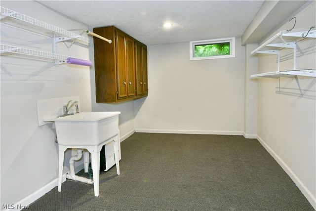 1246 Atlantic Street NE, Warren, OH 44483