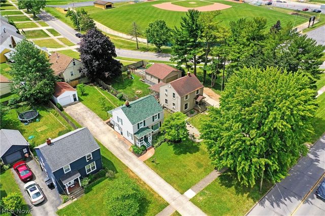 1246 Atlantic Street NE, Warren, OH 44483