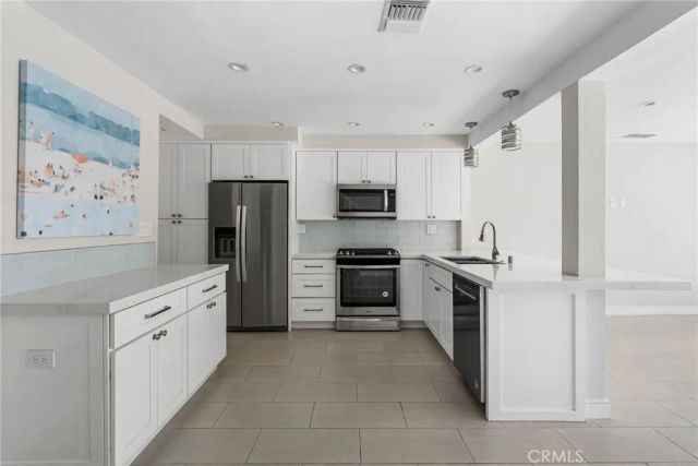 4411 W Coast Highway 6, Newport Beach, CA 92663