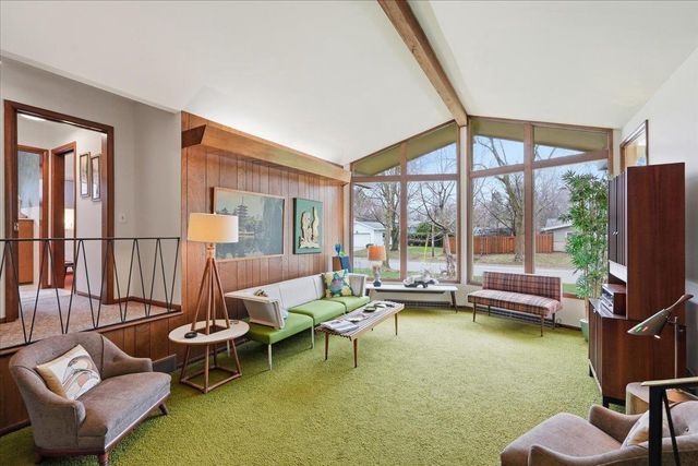 729 Dearholt Road, Madison, WI 53711
