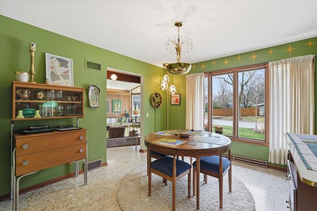 729 Dearholt Road, Madison, WI 53711