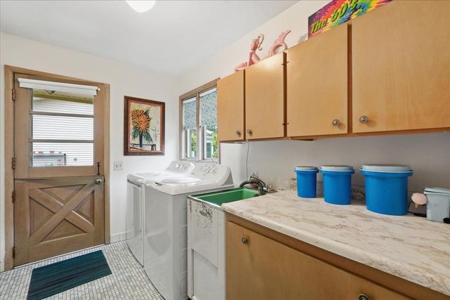 729 Dearholt Road, Madison, WI 53711