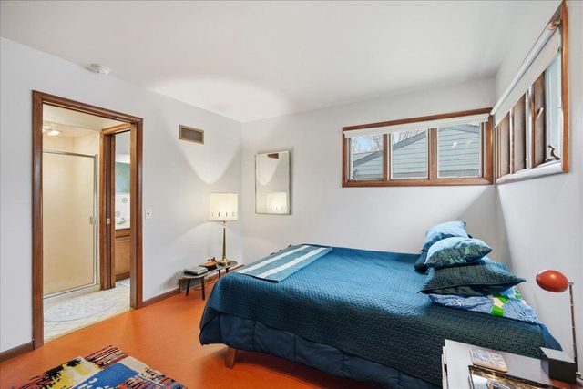 729 Dearholt Road, Madison, WI 53711