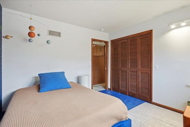729 Dearholt Road, Madison, WI 53711