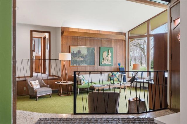 729 Dearholt Road, Madison, WI 53711
