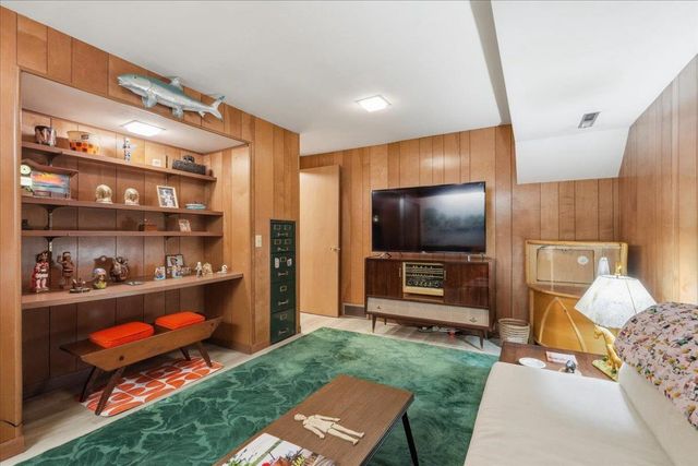 729 Dearholt Road, Madison, WI 53711