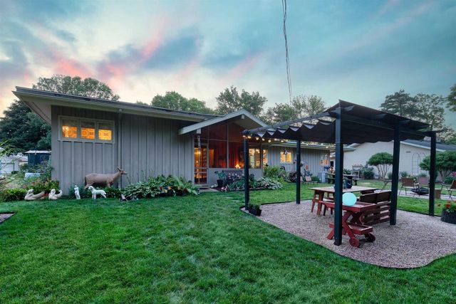 729 Dearholt Road, Madison, WI 53711