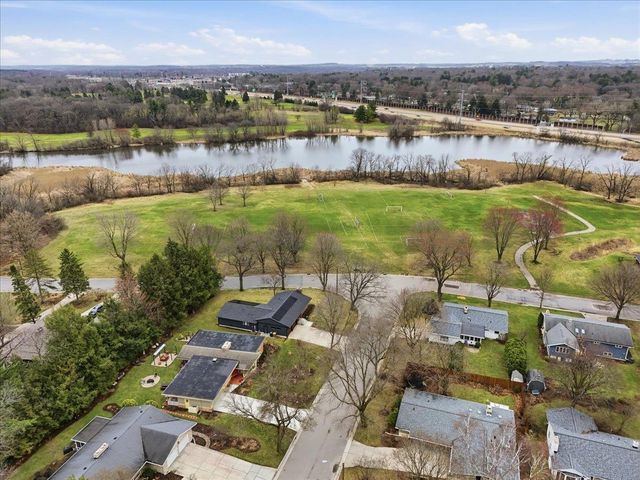 729 Dearholt Road, Madison, WI 53711