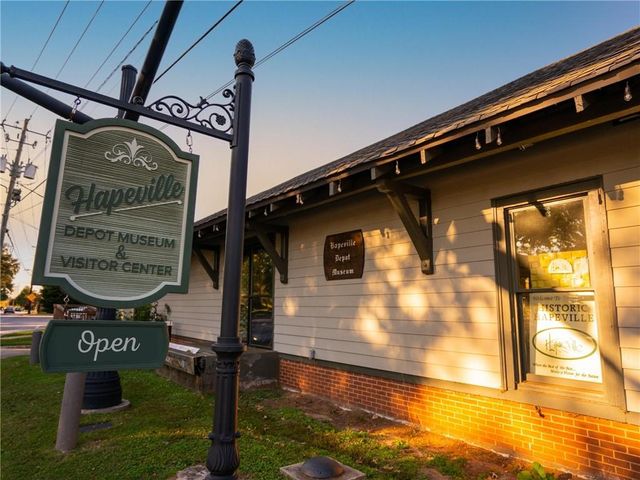 3317 Stillwood Lane, Hapeville, GA 30354