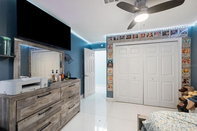 4527 REDCOAT DRIVE, Wesley Chapel, FL 33543