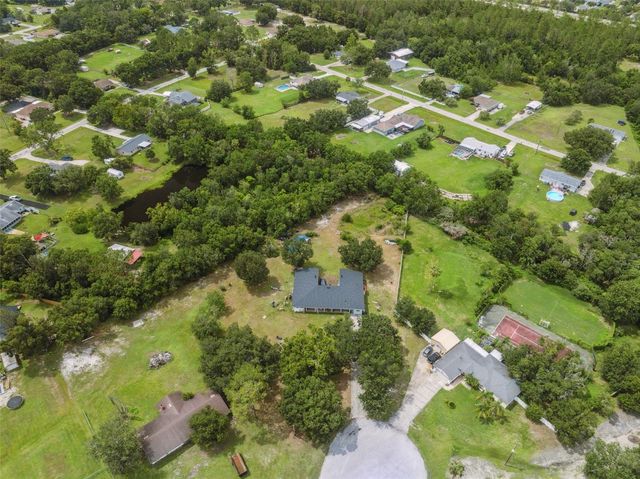 4527 REDCOAT DRIVE, Wesley Chapel, FL 33543
