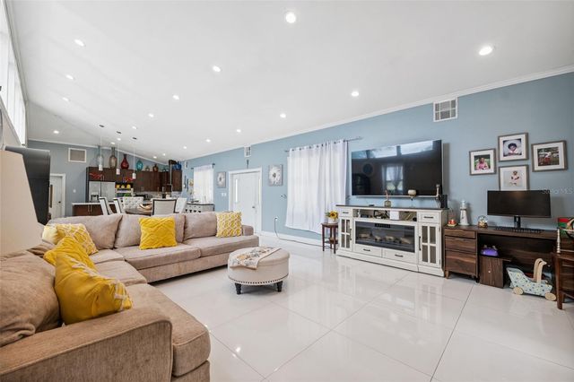 4527 REDCOAT DRIVE, Wesley Chapel, FL 33543