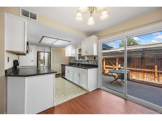 6010 S Willow Way, Greenwood Village, CO 80111