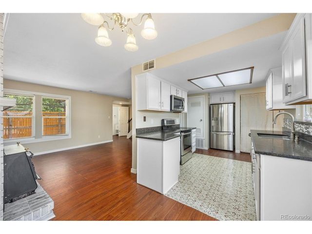6010 S Willow Way, Greenwood Village, CO 80111