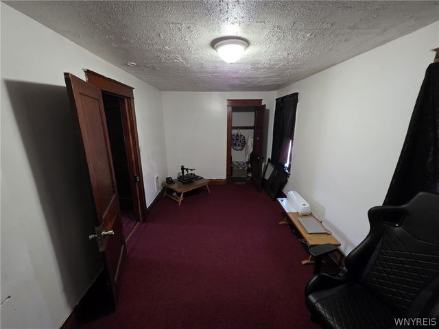 1841 South Avenue, Niagara Falls, NY 14305
