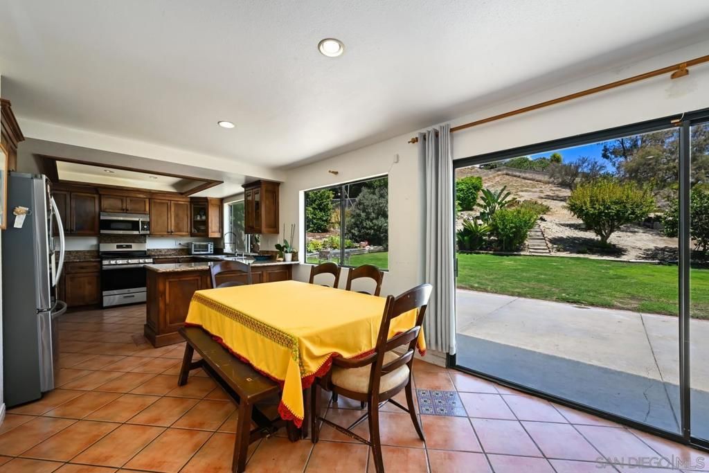 2884 Brandeis Dr., Oceanside, CA 92056 — photo 4