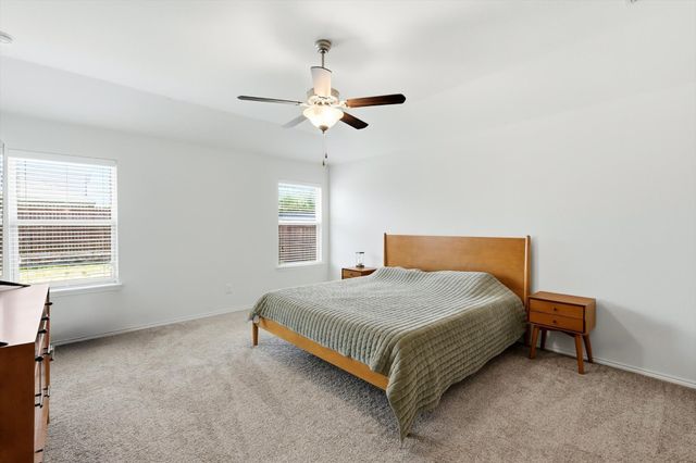 5325 Brentlawn Drive, Fort Worth, TX 76179