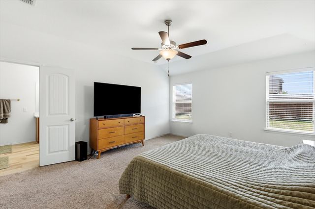 5325 Brentlawn Drive, Fort Worth, TX 76179