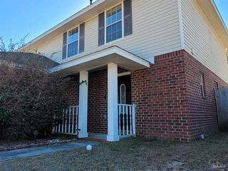 6379 Mers Ln, Pensacola, FL 32526