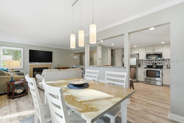 125 Shipyard Dr Apt 197, Hilton Head Island, SC 29928