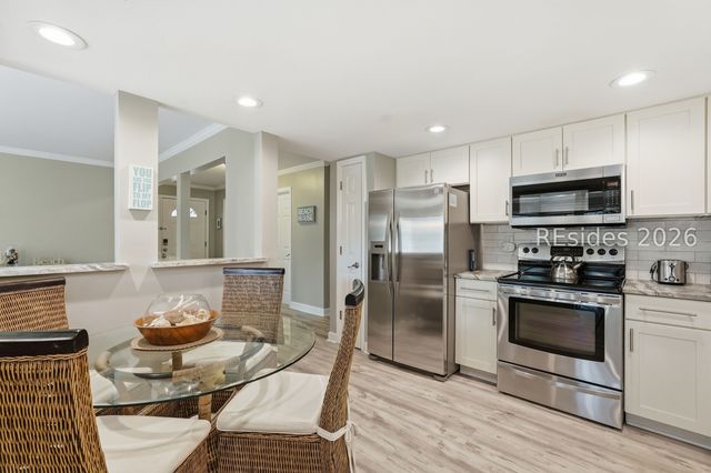 125 Shipyard Dr Apt 197, Hilton Head Island, SC 29928